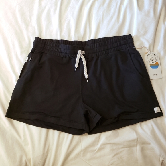 🌟NEW Vuori Halo Performance Short - Picture 2 of 6